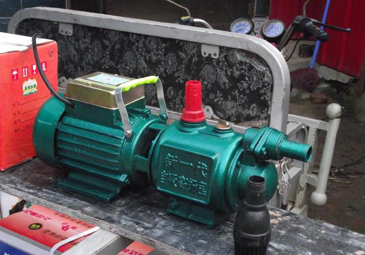 产品概述zgd型螺杆自吸泵系列(以下简称电泵),由电动机,密封,水泵